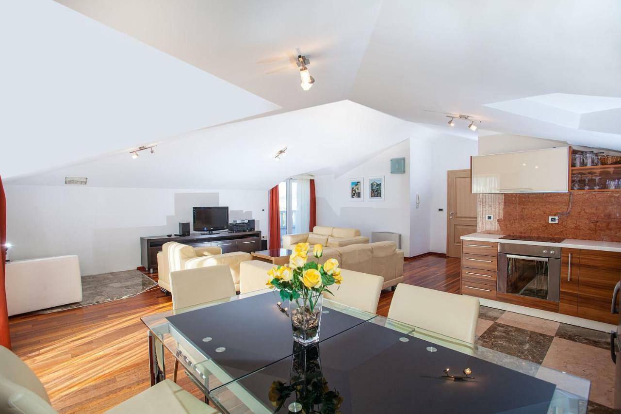 Villa Luce Mit Pool Makarska Habitación foto