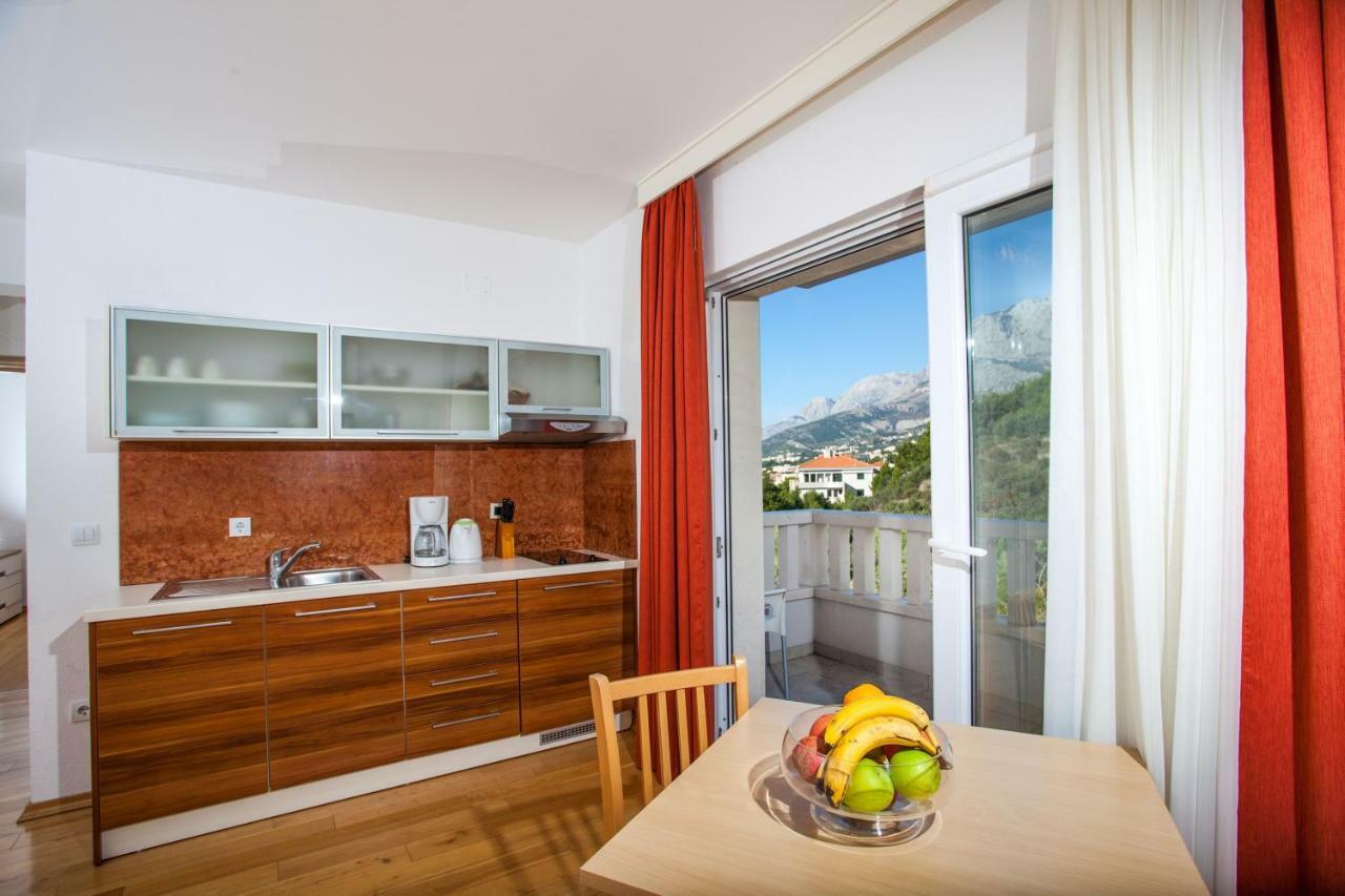 Villa Luce Mit Pool Makarska Exterior foto