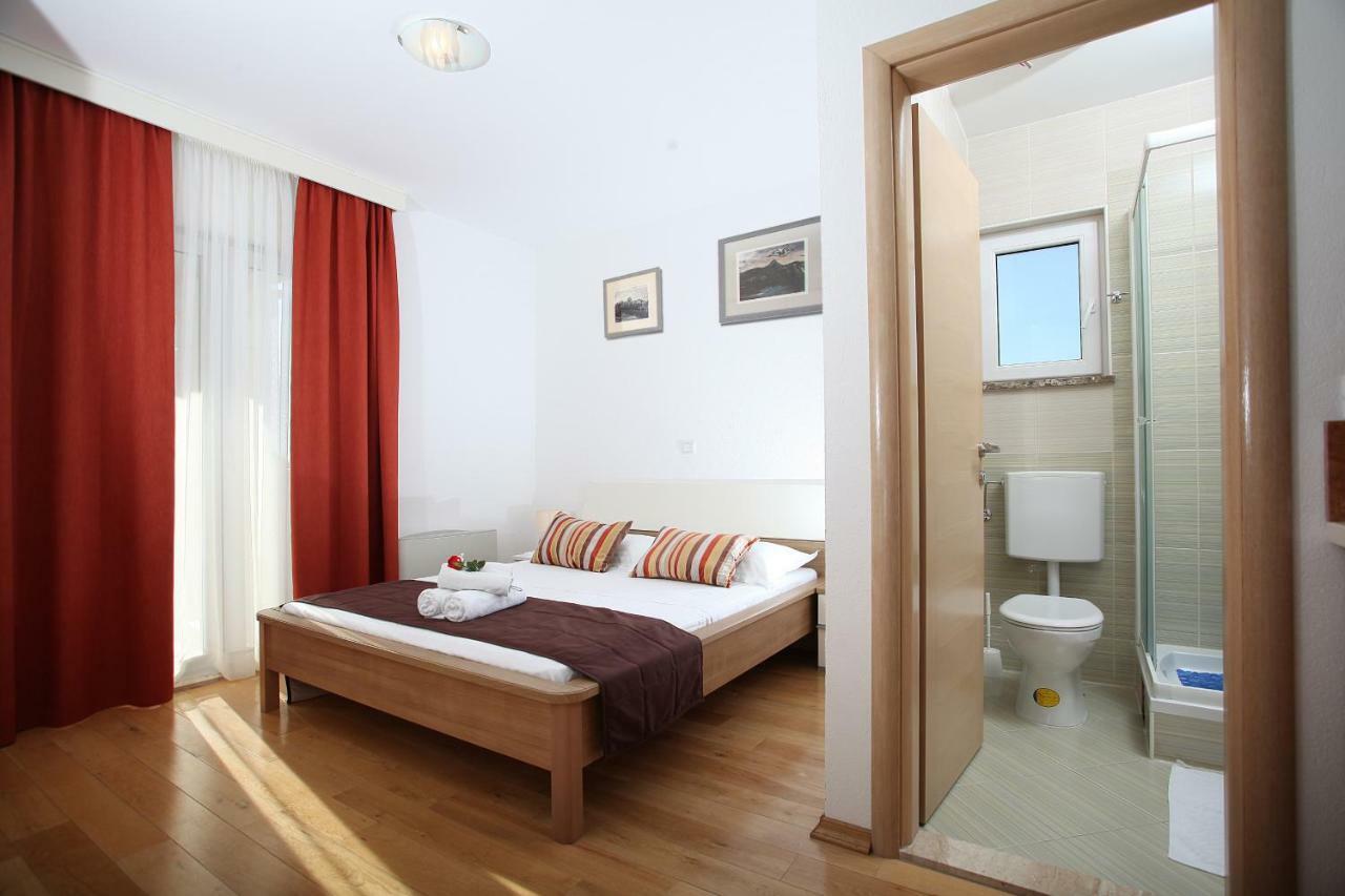 Villa Luce Mit Pool Makarska Exterior foto